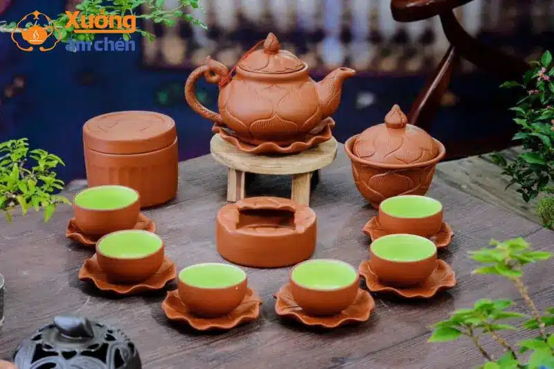 Ấm chén đất nung