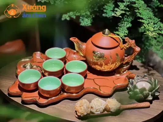 Ấm chén đất nung