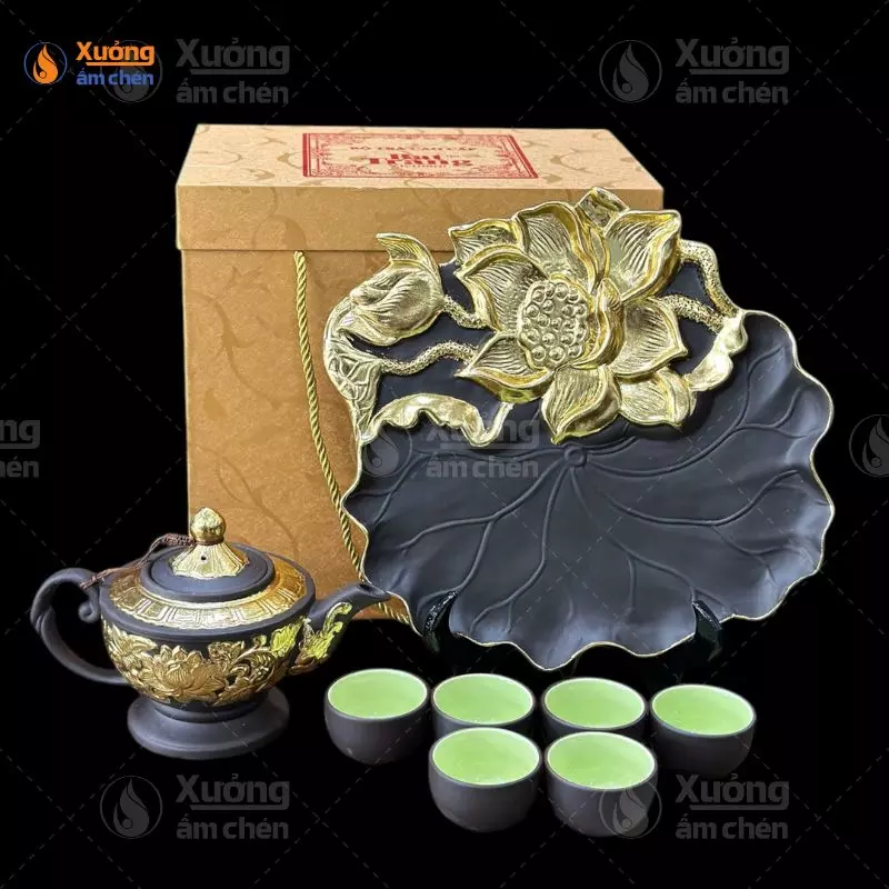 Bộ ấm trà tử sa dát vàng họa tiết hoa sen