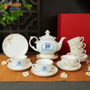 Bộ Ấm Trà Đài Các Hoa Mộc Lan Viền Vàng